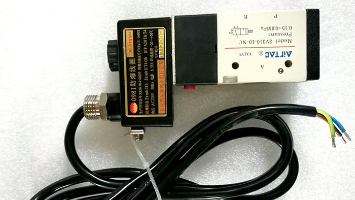 ��λ��ͨ���w늴��y�D