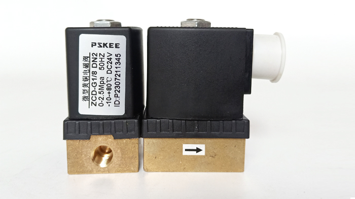 ZCD�S�~΢��늴��y�DƬ