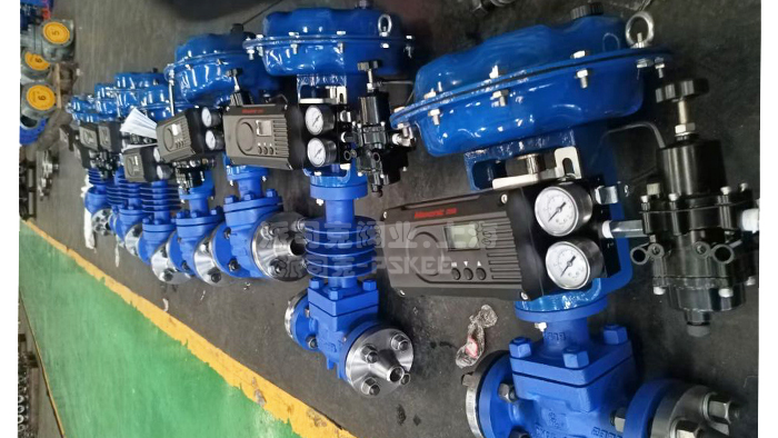 氣動(dòng)高溫高壓調(diào)節(jié)閥圖片 氣動(dòng)高溫高壓調(diào)節(jié)閥圖片